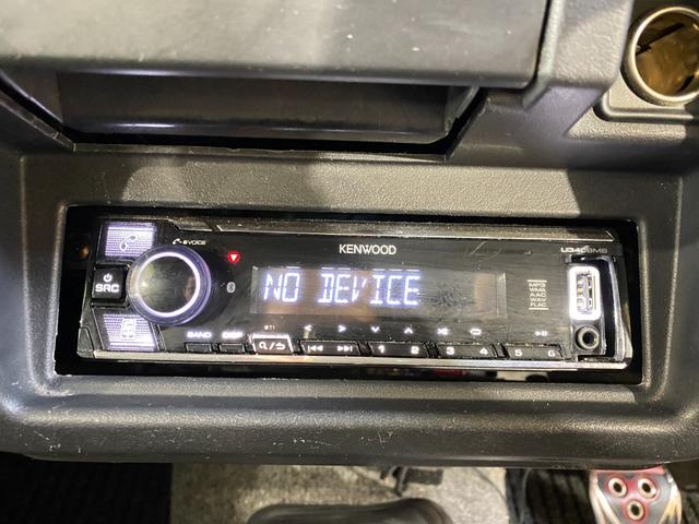 ジムニー 　５ＭＴ　３インチリフトアップ　ＲＳプロダクトブローオフバルブ　ブーストスプリング　社外マフラー　オートゲージ製油温・ブースト・油圧計　燃料タンクガード　アルミ削り出しエアコンパネル　前後社外バンパー（50枚目）