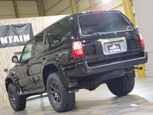 ハイラックスサーフ ＳＳＲ－Ｘ　切替４ＷＤ　走行４万キロ台　リフトアップ　トップマウンテン１７インチＡＷ　ジオランダーＸ－ＡＴ　メッキグリル　ＬＥＤヘッド・テール　ＵＳコーナー　シートカバー　ディスプレイオーディオ　ＥＴＣ（4枚目）