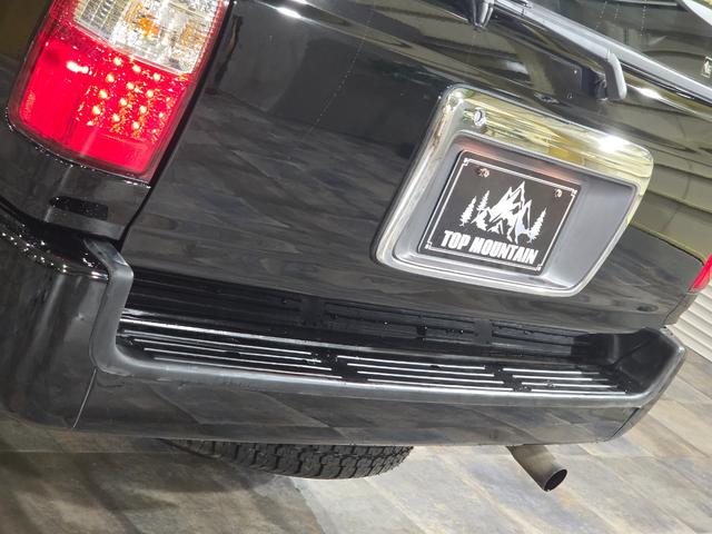 ハイラックスサーフ ＳＳＲ－Ｘ　切替４ＷＤ　走行４万キロ台　リフトアップ　トップマウンテン１７インチＡＷ　ジオランダーＸ－ＡＴ　メッキグリル　ＬＥＤヘッド・テール　ＵＳコーナー　シートカバー　ディスプレイオーディオ　ＥＴＣ（23枚目）