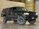 TOYOTA HILUX SPORTS PICK UP