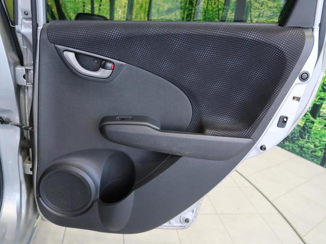 13G・スマートセレクション ファインスタイル 純正オーディオ 禁煙車 スマートキー オートエアコン オートライト HIDヘッドライト USB入力端子 ETC 電動格納ミラー パワーウィンドウ プライバシーガラス(47枚目)