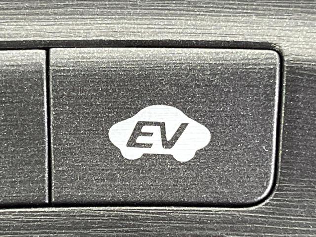 プリウス Ｓ　純正ナビ　スマートキー　オートエアコン　ＥＴＣ　電動格納ミラー　禁煙車　オートライト　ＬＥＤヘッドライト　ドアバイザー　ヘッドライトレベライザー　プライバシーガラス　パワーウインドウ（42枚目）