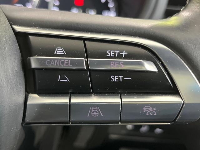 ＭＡＺＤＡ３ファストバック ＸＤプロアクティブ　ツーリングセレクション　禁煙車　ターボ　コネクトナビ　衝突軽減　全周囲カメラ　レーダークルーズコントロール　クリアランスソナー　オートマチックハイビーム　運転席パワーシート　前席シートヒーター　ＬＥＤヘッドライト（6枚目）