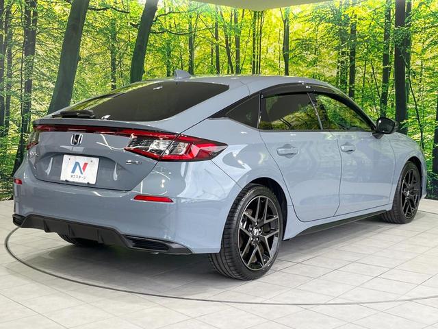 シビック ｅ：ＨＥＶ　９型ＨｏｎｄａＣＯＮＮＥＣＴ　バックカメラ　ＢＯＳＥサウンド　衝突被害軽減システム　レーダークルーズ　ハーフレザーシート　コーナーセンサー　シートヒーター　ＬＥＤヘッドライト　デュアルエアコン　ＥＴＣ（17枚目）