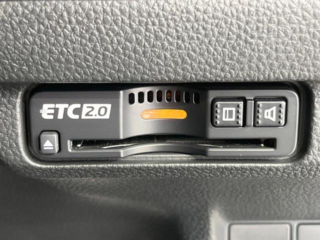 シビック ｅ：ＨＥＶ　９型ＨｏｎｄａＣＯＮＮＥＣＴ　バックカメラ　ＢＯＳＥサウンド　衝突被害軽減システム　レーダークルーズ　ハーフレザーシート　コーナーセンサー　シートヒーター　ＬＥＤヘッドライト　デュアルエアコン　ＥＴＣ（31枚目）