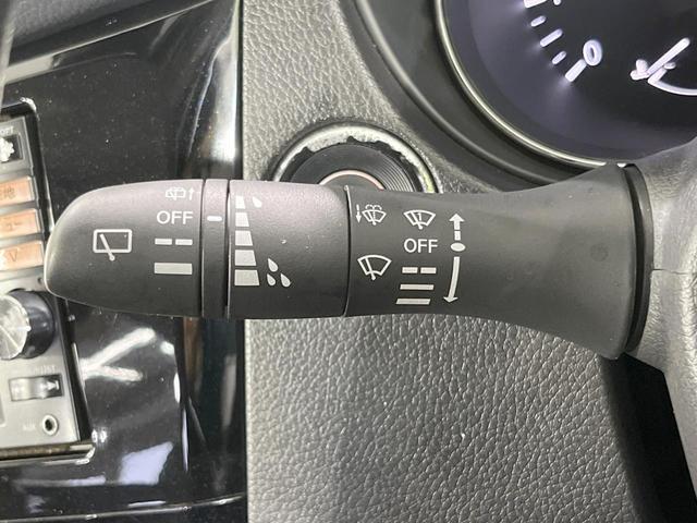 エクストレイル 20X エマージェンシーブレーキパッケージ 純正SDナビ 衝突被害軽減システム 禁煙車 ドラレコ スマートキー ETC 4WD LED 車線逸脱警報 オートライト デュアルエアコン 純正17インチアルミ Bluetooth フルセグ(40枚目)