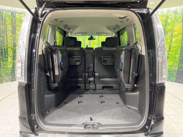 セレナ ハイウェイスター S-ハイブリッド 両側電動ドア 純正ナビ バックカメラ 衝突被害軽減システム スマートキー HIDヘッド ビルトインETC クルコン 車線逸脱警報 オートライト 純正16インチアルミ Bluetooth CD(11枚目)