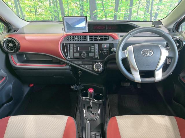 アクア S 衝突被害軽減システム 禁煙車 ドラレコ コーナーセンサー スマートキー シートヒーター ETC オートハイビーム オートライト オートエアコン ポータブルナビ CD 車線逸脱警報(2枚目)