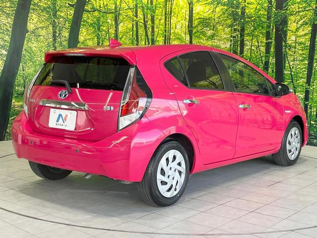 アクア S 衝突被害軽減システム 禁煙車 ドラレコ コーナーセンサー スマートキー シートヒーター ETC オートハイビーム オートライト オートエアコン ポータブルナビ CD 車線逸脱警報(17枚目)