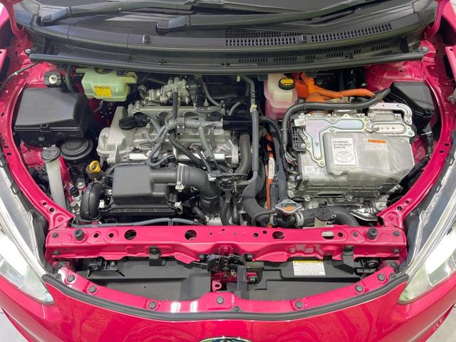 アクア S 衝突被害軽減システム 禁煙車 ドラレコ コーナーセンサー スマートキー シートヒーター ETC オートハイビーム オートライト オートエアコン ポータブルナビ CD 車線逸脱警報(18枚目)