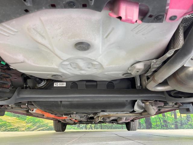 アクア S 衝突被害軽減システム 禁煙車 ドラレコ コーナーセンサー スマートキー シートヒーター ETC オートハイビーム オートライト オートエアコン ポータブルナビ CD 車線逸脱警報(19枚目)