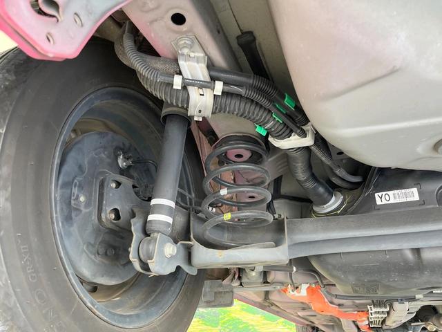 アクア S 衝突被害軽減システム 禁煙車 ドラレコ コーナーセンサー スマートキー シートヒーター ETC オートハイビーム オートライト オートエアコン ポータブルナビ CD 車線逸脱警報(21枚目)