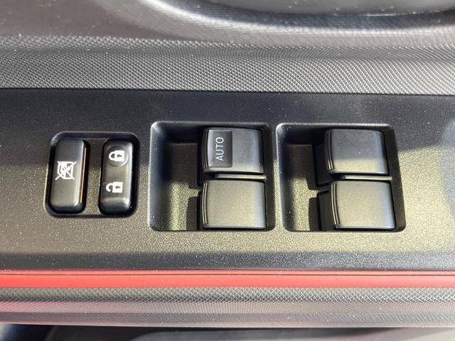 アクア S 衝突被害軽減システム 禁煙車 ドラレコ コーナーセンサー スマートキー シートヒーター ETC オートハイビーム オートライト オートエアコン ポータブルナビ CD 車線逸脱警報(39枚目)