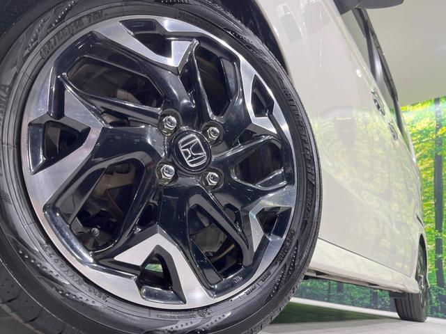 N-BOXカスタム G・Lターボホンダセンシング 純正8型ナビ 電動パワスラ フリップダウンモニター サイドカメラ バックカメラ 衝突被害軽減システム レーダークルーズ 禁煙車 コーナーセンサー LEDヘッド ビルトインETC オートライト(13枚目)