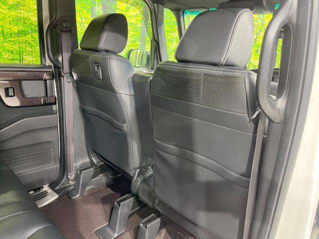 N-BOXカスタム G・Lターボホンダセンシング 純正8型ナビ 電動パワスラ フリップダウンモニター サイドカメラ バックカメラ 衝突被害軽減システム レーダークルーズ 禁煙車 コーナーセンサー LEDヘッド ビルトインETC オートライト(29枚目)