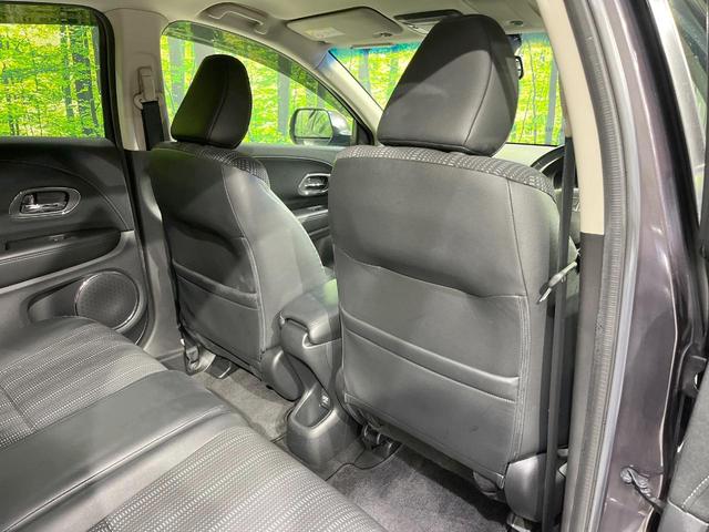 ヴェゼル ハイブリッドZ ナビ バックカメラ 衝突被害軽減システム 禁煙車 レザーシート ドラレコ スマートキー LEDヘッド ETC クルコン オートライト デュアルエアコン Bluetooth CD DVD再生(28枚目)