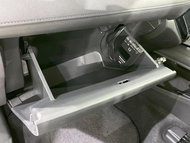 ヴェゼル ハイブリッドZ ナビ バックカメラ 衝突被害軽減システム 禁煙車 レザーシート ドラレコ スマートキー LEDヘッド ETC クルコン オートライト デュアルエアコン Bluetooth CD DVD再生(32枚目)