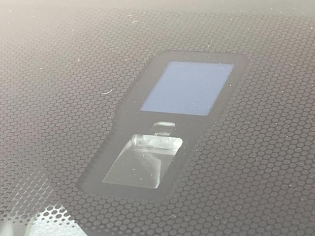 ヴェゼル ハイブリッドZ ナビ バックカメラ 衝突被害軽減システム 禁煙車 レザーシート ドラレコ スマートキー LEDヘッド ETC クルコン オートライト デュアルエアコン Bluetooth CD DVD再生(52枚目)