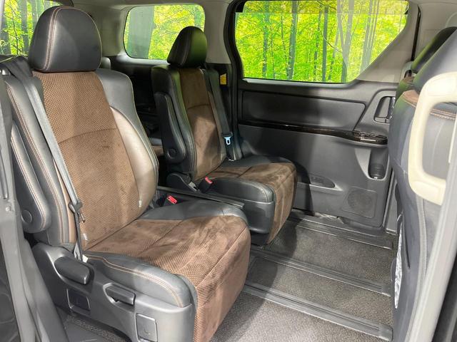 アルファード ２４０Ｓ　タイプゴールドＩＩ　フルエアロ　両側電動ドア　ＢＩＢ－Ｘ９型ナビ　後席モニター　バックカメラ　禁煙車　電動リアゲート　ハーフレザーシート　コーナーセンサー　スマートキー　ＨＩＤヘッド　ビルトインＥＴＣ　クルコン（9枚目）