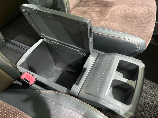 アルファード ２４０Ｓ　タイプゴールドＩＩ　フルエアロ　両側電動ドア　ＢＩＢ－Ｘ９型ナビ　後席モニター　バックカメラ　禁煙車　電動リアゲート　ハーフレザーシート　コーナーセンサー　スマートキー　ＨＩＤヘッド　ビルトインＥＴＣ　クルコン（40枚目）