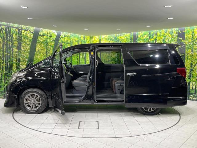 アルファード ２４０Ｓ　タイプゴールドＩＩ　フルエアロ　両側電動ドア　ＢＩＢ－Ｘ９型ナビ　後席モニター　バックカメラ　禁煙車　電動リアゲート　ハーフレザーシート　コーナーセンサー　スマートキー　ＨＩＤヘッド　ビルトインＥＴＣ　クルコン（50枚目）