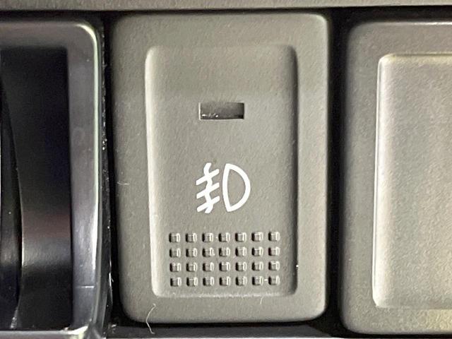 スイフトスポーツ ベースグレード MT車 禁煙車 スマートキー クルコン HIDヘッドライト オートエアコン 純正14インチアルミ トラクションコントロール プライバシーガラス 横滑り防止装置 電動格納ミラー(23枚目)