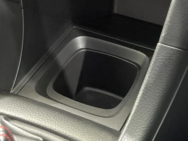 スイフトスポーツ ベースグレード MT車 禁煙車 スマートキー クルコン HIDヘッドライト オートエアコン 純正14インチアルミ トラクションコントロール プライバシーガラス 横滑り防止装置 電動格納ミラー(28枚目)