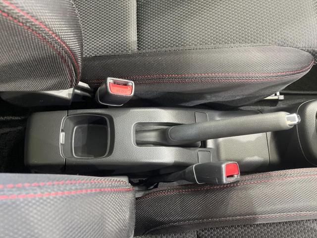 スイフトスポーツ ベースグレード MT車 禁煙車 スマートキー クルコン HIDヘッドライト オートエアコン 純正14インチアルミ トラクションコントロール プライバシーガラス 横滑り防止装置 電動格納ミラー(30枚目)