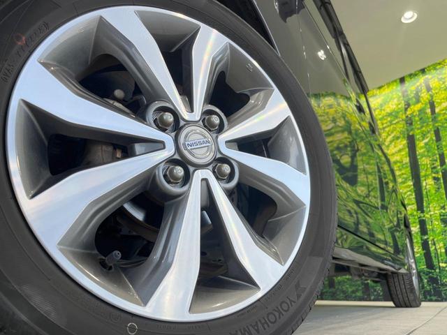 デイズルークス ハイウェイスター　Ｘ　Ｖセレクション　両側電動ドア　純正ＳＤナビ　全周囲カメラ　衝突被害軽減システム　禁煙車　ドラレコ　スマートキー　ＨＩＤヘッド　ＥＴＣ　オートエアコン　純正１５インチアルミ　Ｂｌｕｅｔｏｏｔｈ　ＣＤ　ＤＶＤ再生（13枚目）