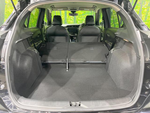 キックス Ｘ　純正９型ナビ　全周囲カメラ　衝突被害軽減システム　レーダークルーズ　禁煙車　ハーフレザーシート　ドラレコ　コーナーセンサー　スマートキー　ＬＥＤヘッド　ルーフレール　ビルトインＥＴＣ　車線逸脱警報（10枚目）