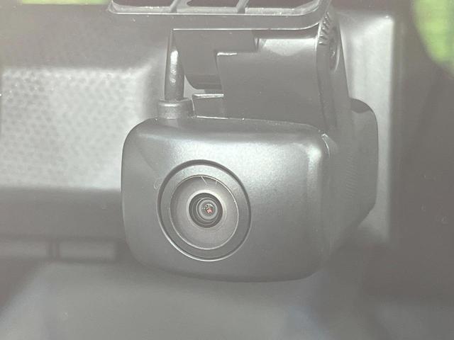 キックス Ｘ　純正９型ナビ　全周囲カメラ　衝突被害軽減システム　レーダークルーズ　禁煙車　ハーフレザーシート　ドラレコ　コーナーセンサー　スマートキー　ＬＥＤヘッド　ルーフレール　ビルトインＥＴＣ　車線逸脱警報（29枚目）