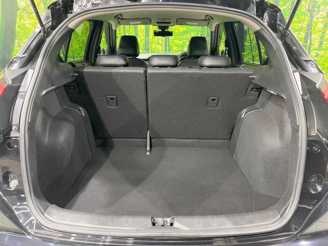 キックス Ｘ　純正９型ナビ　全周囲カメラ　衝突被害軽減システム　レーダークルーズ　禁煙車　ハーフレザーシート　ドラレコ　コーナーセンサー　スマートキー　ＬＥＤヘッド　ルーフレール　ビルトインＥＴＣ　車線逸脱警報（32枚目）