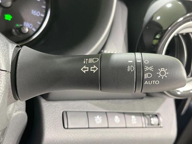 キックス Ｘ　純正９型ナビ　全周囲カメラ　衝突被害軽減システム　レーダークルーズ　禁煙車　ハーフレザーシート　ドラレコ　コーナーセンサー　スマートキー　ＬＥＤヘッド　ルーフレール　ビルトインＥＴＣ　車線逸脱警報（43枚目）