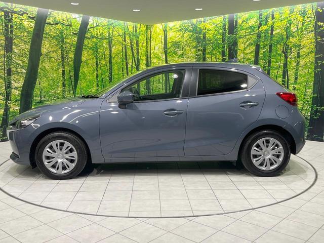 MAZDA2 15S スマートエディション 純正8型ナビ 全周囲カメラ 衝突被害軽減システム 禁煙車 ドラレコ コーナーセンサー スマートキー ビルトインETC オートライト オートエアコン Bluetooth CD DVD再生 フルセグ(42枚目)