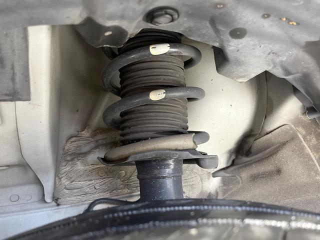 ノート X DIG-S 純正SDナビ 衝突被害軽減システム 禁煙車 スマートキー ETC オートライト オートエアコン CD DVD再生 フルセグ プライバシーガラス ドアバイザー(20枚目)