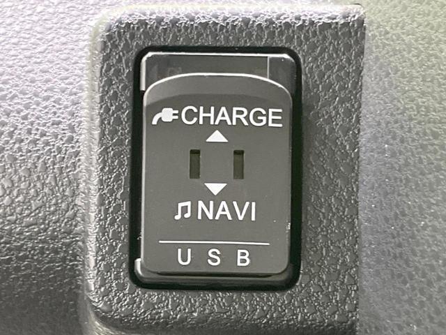タント Ｘ　純正ナビ　電動パワスラ　衝突被害軽減システム　１００Ｖ電源　バックカメラ　禁煙車　ドラレコ　シートヒーター　コーナーセンサー　スマートキー　ＬＥＤヘッド　ＥＴＣ　オートライト　オートエアコン（7枚目）