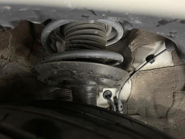 プリウス Sセーフティプラス 純正9型ナビ バックカメラ 衝突被害軽減システム レーダークルーズ 禁煙車 ドラレコ コーナーセンサー スマートキー LEDヘッド ビルトインETC オートハイビーム オートライト オートエアコン(20枚目)