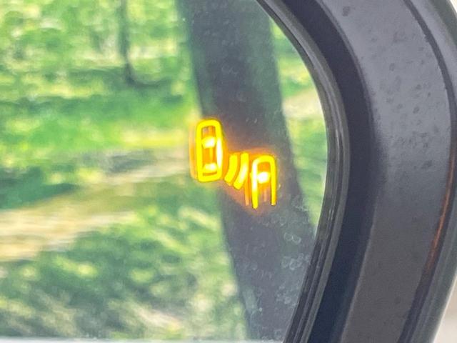 ヤリスクロス Ｚ　全周囲カメラ　衝突被害軽減システム　純正８型ＤＡ　レーダークルーズ　禁煙車　パワーシート　ドラレコ　コーナーセンサー　スマートキー　ＬＥＤヘッド　ビルトインＥＴＣ　オートハイビーム（7枚目）