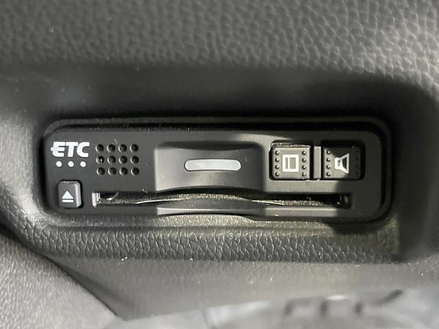 【ＥＴＣ】高速道路の料金所をストレスなく通過！話題のスポットやサービスエリアに多い「スマートＩＣ」利用時は必須のアイテムです。当店でセットアップを実施、ご納車当日からすぐにご利用いただけます！