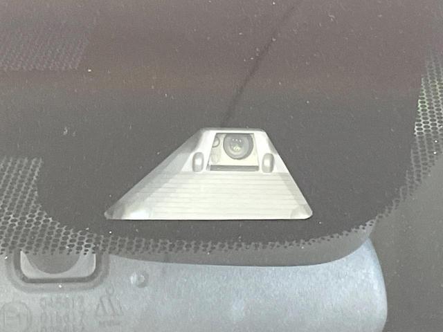 フリード Ｇ・ホンダセンシング　純正ナビ　両側電動ドア　バックカメラ　衝突被害軽減システム　禁煙車　スマートキー　ＬＥＤヘッド　ナビ連動ＥＴＣ　車線逸脱警報　オートエアコン　Ｂｌｕｅｔｏｏｔｈ　ＣＤ（6枚目）