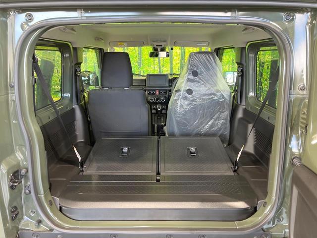 ラゲッジルームは、大容量のスペースを確保。普段のお買い物からレジャーまで、幅広く活躍してくれます！また、リアシートを倒すことでバリエーション豊かにお使いいただけます。
