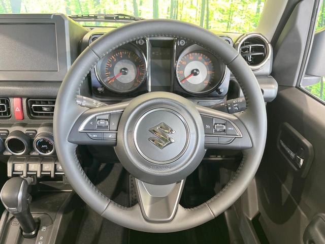 【純正革巻きステアリング】上質な革を使用することで、手にしっかり馴染みとても運転しやすいハンドルです♪