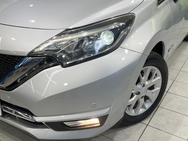 ノート ｅ－パワー　メダリスト　純正ナビ　全周囲カメラ　衝突軽減　禁煙車　ハーフレザーシート　ドラレコ　コーナーセンサー　スマートキー　ＬＥＤヘッド　ＥＴＣ　純正１５インチアルミ　車線逸脱警報　オートライト　オートエアコン（12枚目）