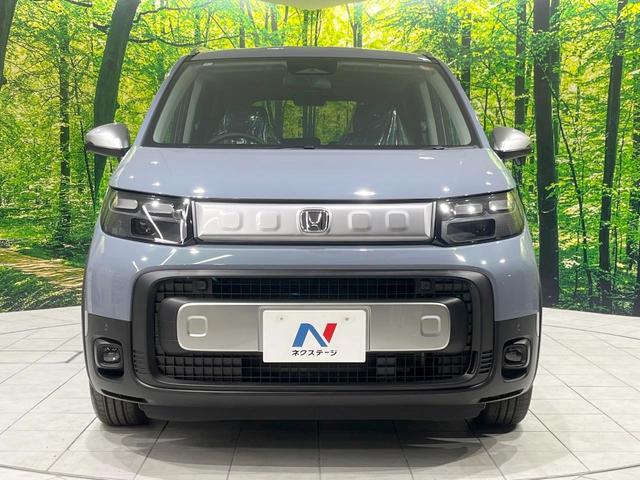 フリード クロスター 登録済未使用車 両側電動ドア 衝突被害軽減システム レーダークルーズ ハーフレザーシート コーナーセンサー スマートキー LEDヘッドライト シートヒーター オートライト オートエアコン(14枚目)