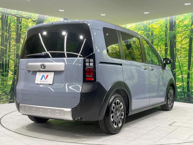 フリード クロスター 登録済未使用車 両側電動ドア 衝突被害軽減システム レーダークルーズ ハーフレザーシート コーナーセンサー スマートキー LEDヘッドライト シートヒーター オートライト オートエアコン(17枚目)