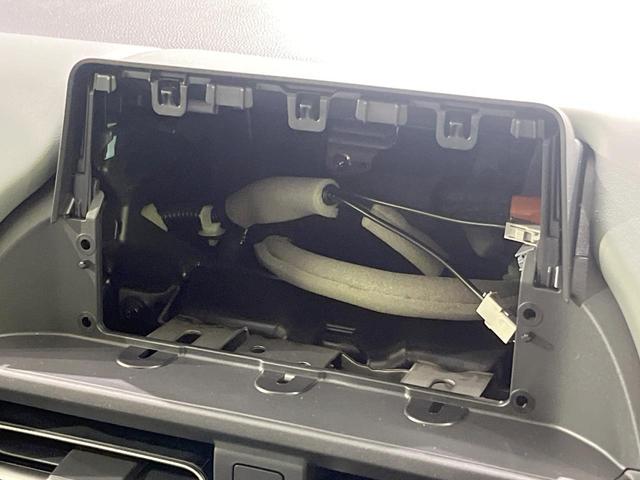 フリード クロスター 登録済未使用車 両側電動ドア 衝突被害軽減システム レーダークルーズ ハーフレザーシート コーナーセンサー スマートキー LEDヘッドライト シートヒーター オートライト オートエアコン(54枚目)