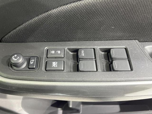 スイフト ハイブリッドRS 純正9型ナビ 全周囲カメラ 衝突被害軽減システム 禁煙車 シートヒーター ドラレコ コーナーセンサー スマートキー LEDヘッド ビルトインETC 純正16インチアルミ 車線逸脱警報(36枚目)