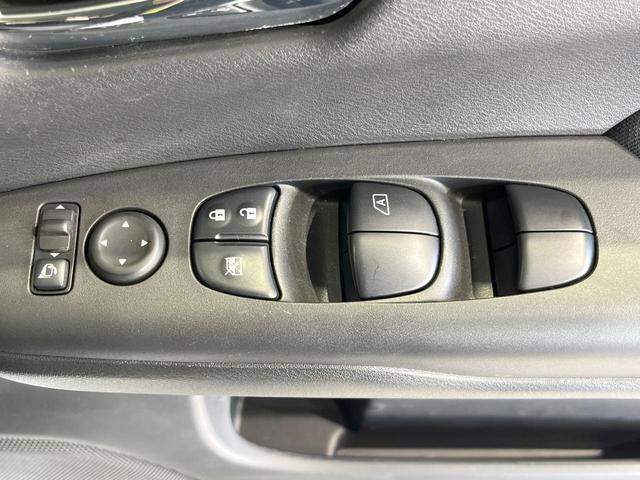 セレナ ハイウェイスターＶ　純正１０インチナビ　両側電動ドア　全周囲カメラ　衝突軽減　レーダークルーズ　ドラレコ　コーナーセンサー　スマートキー　ＬＥＤヘッド　ＥＴＣ　純正１６インチアルミ　オートハイビーム（44枚目）