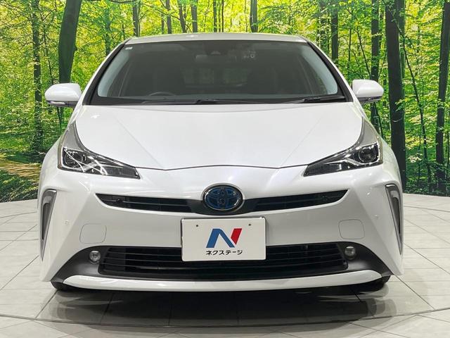 プリウス Ａツーリングセレクション　純正９型ナビ　バックカメラ　衝突被害軽減システム　レーダークルーズ　禁煙車　レザーシート　パワーシート　ドラレコ　コーナーセンサー　スマートキー　ＬＥＤヘッド　ビルトインＥＴＣ（14枚目）