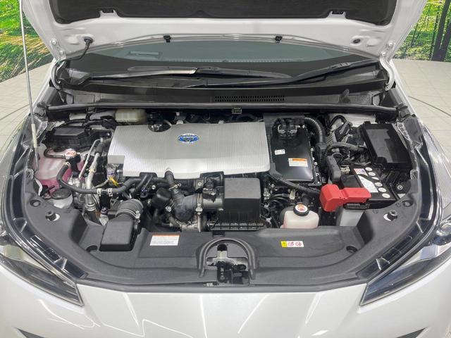 プリウス Ａツーリングセレクション　純正９型ナビ　バックカメラ　衝突被害軽減システム　レーダークルーズ　禁煙車　レザーシート　パワーシート　ドラレコ　コーナーセンサー　スマートキー　ＬＥＤヘッド　ビルトインＥＴＣ（18枚目）